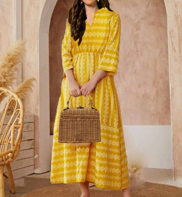 Trendy Women's Fashion | Stylish & Modern Clothing for All Seasons.